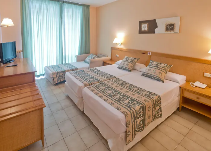 Ght Oasis Tossa & 4*