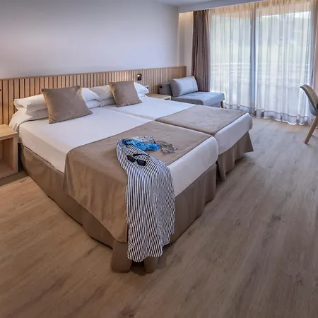 Otel Ght Oasis Tossa & 4*