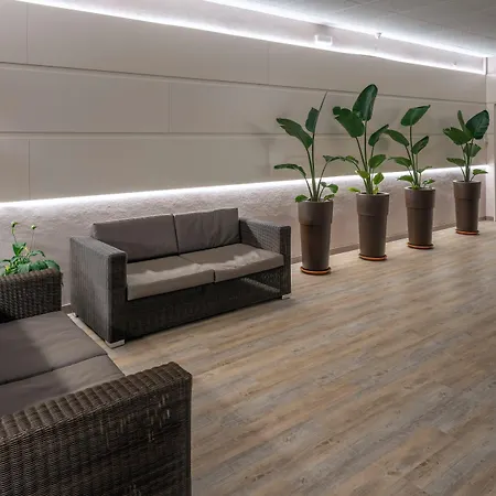 Ght Oasis Tossa &