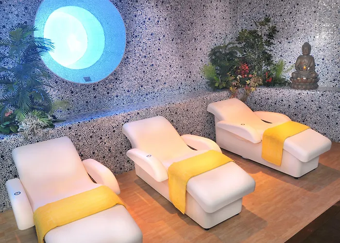 Отель Ght Oasis Tossa & 4*