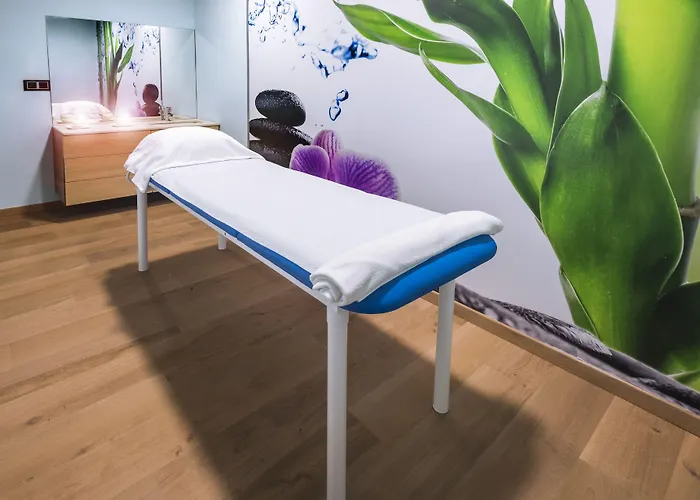 Ght Oasis Tossa & Отель Тосса-де-Мар