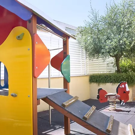 Ght Oasis Tossa & 4*
